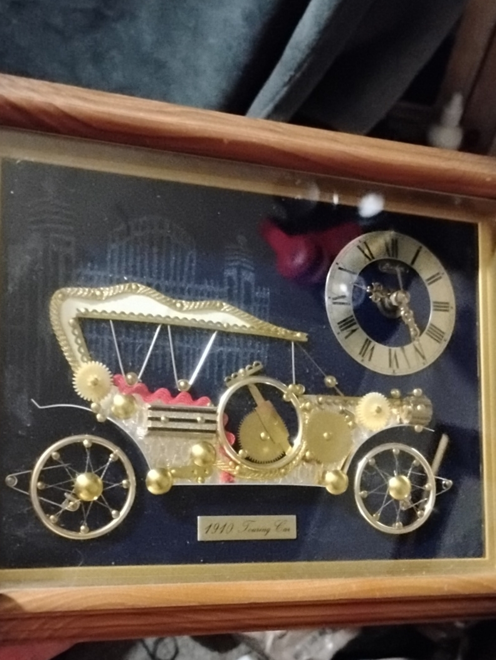 Vintage 1910 Touring Car Gear Art Wall Clock - Gold and Black